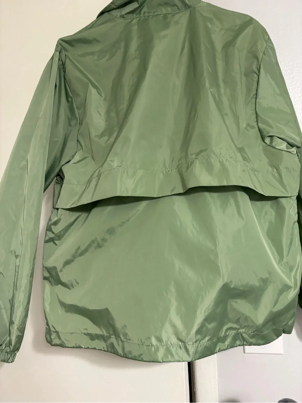 Bala Sage Green Women's Windbreaker Pullover